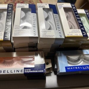 23 Pr of Maybelline Expert Eyes Black Eyelashes